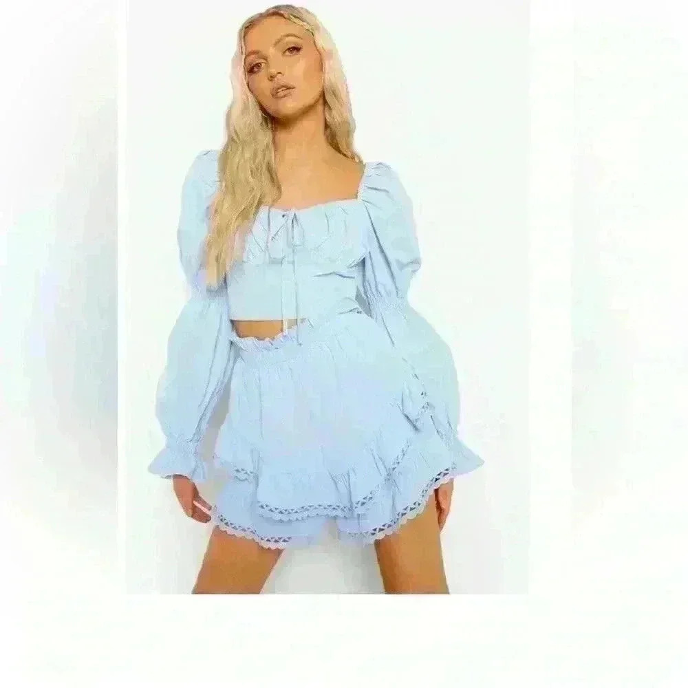 BOOHOO DOUBLE FRILL LACE TRIM SHORTS - Picture 2 of 4
